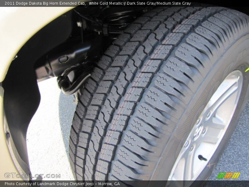 White Gold Metallic / Dark Slate Gray/Medium Slate Gray 2011 Dodge Dakota Big Horn Extended Cab