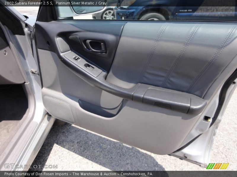 Platinum Silver Metallic / Gray 2002 Subaru Forester 2.5 S