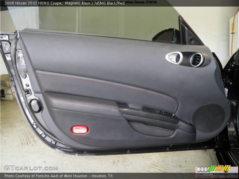 Door Panel of 2008 350Z NISMO Coupe