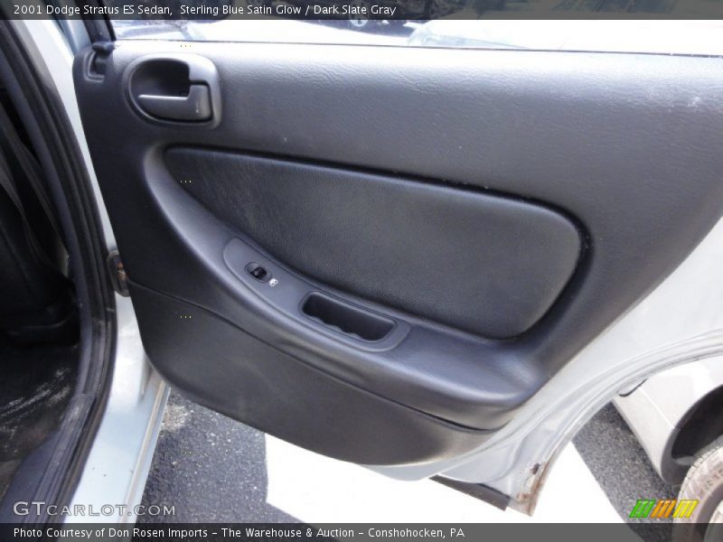 Door Panel of 2001 Stratus ES Sedan