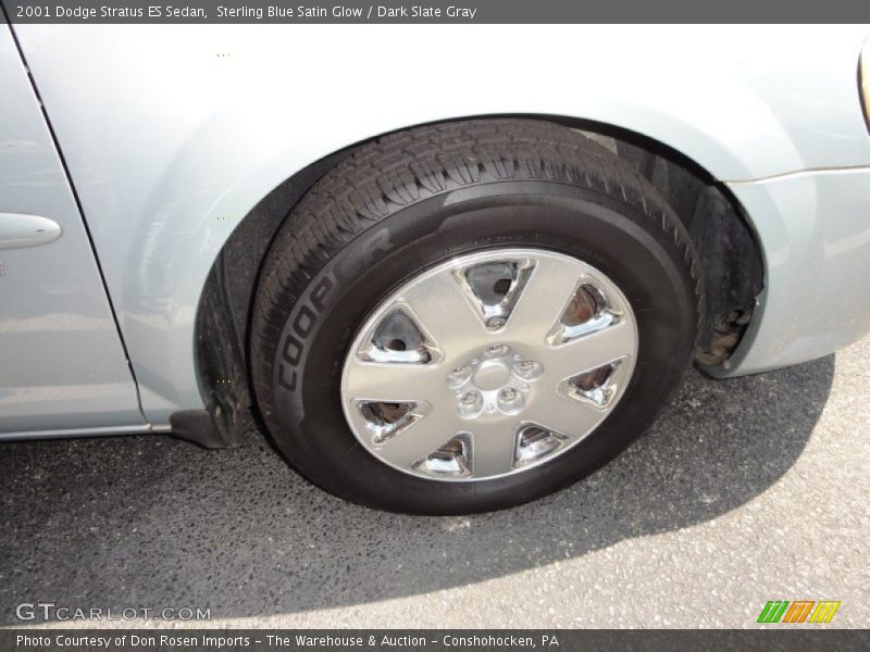  2001 Stratus ES Sedan Wheel