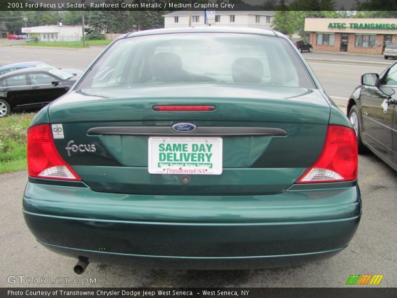 Rainforest Green Metallic / Medium Graphite Grey 2001 Ford Focus LX Sedan