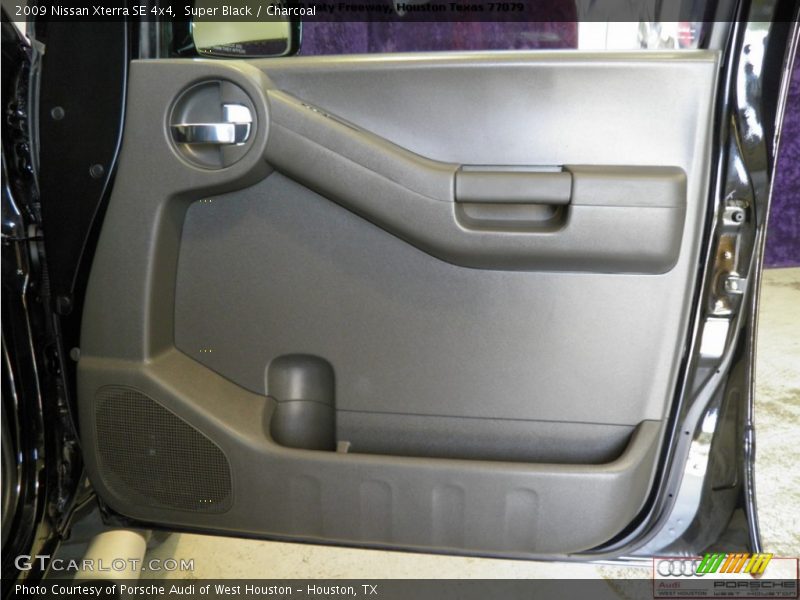 Super Black / Charcoal 2009 Nissan Xterra SE 4x4
