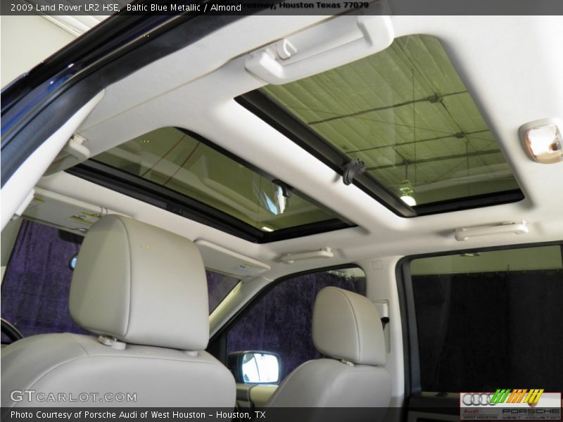 Baltic Blue Metallic / Almond 2009 Land Rover LR2 HSE