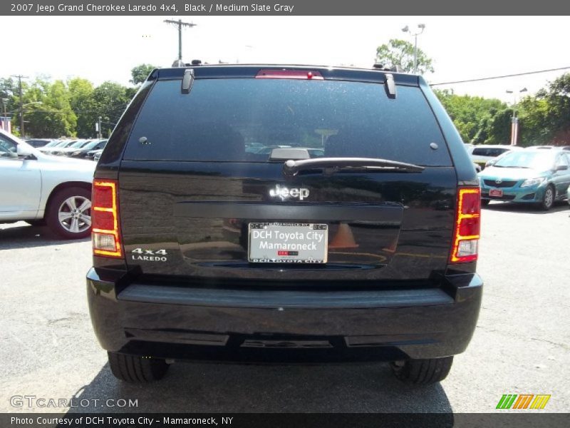 Black / Medium Slate Gray 2007 Jeep Grand Cherokee Laredo 4x4