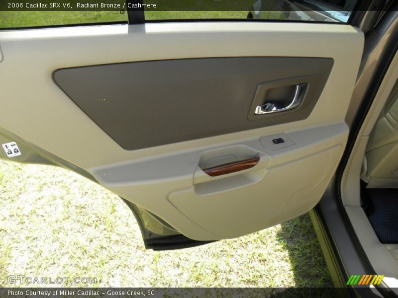 Radiant Bronze / Cashmere 2006 Cadillac SRX V6