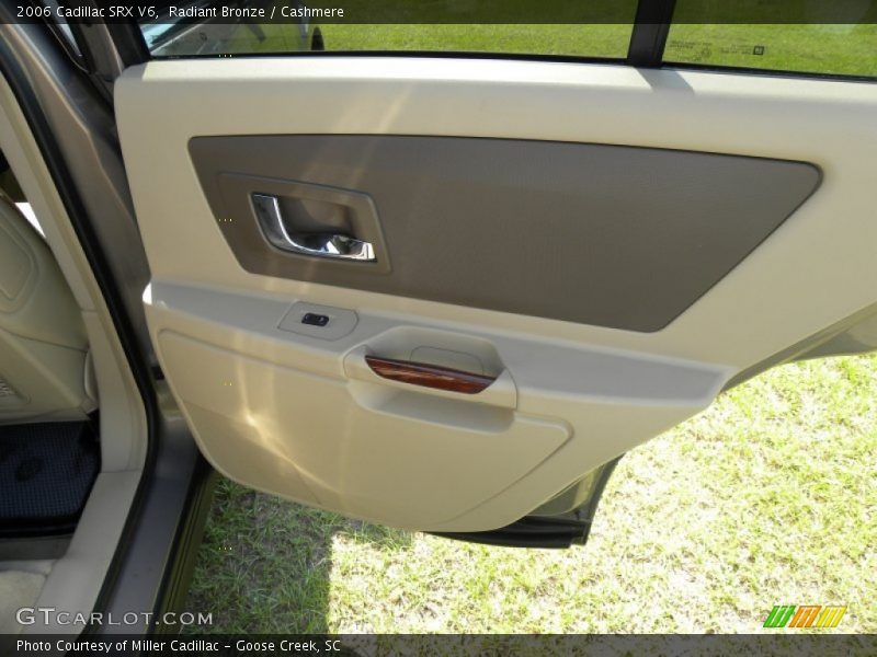 Radiant Bronze / Cashmere 2006 Cadillac SRX V6