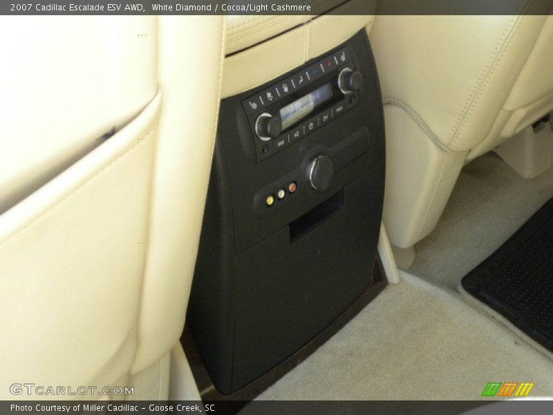 White Diamond / Cocoa/Light Cashmere 2007 Cadillac Escalade ESV AWD