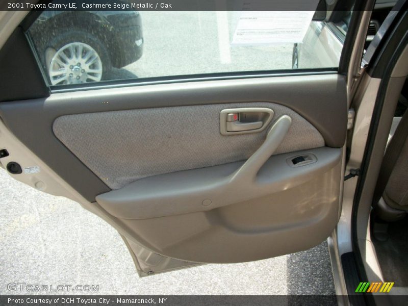 Cashmere Beige Metallic / Oak 2001 Toyota Camry LE