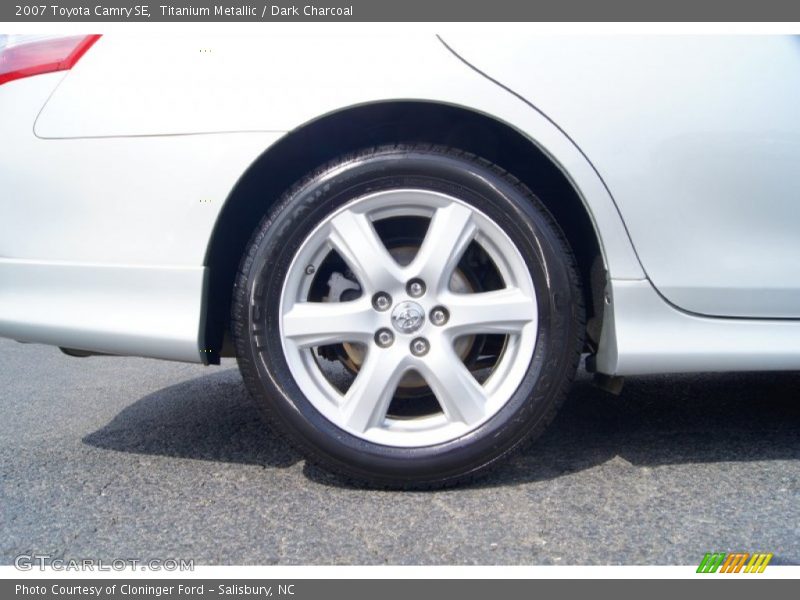 Titanium Metallic / Dark Charcoal 2007 Toyota Camry SE