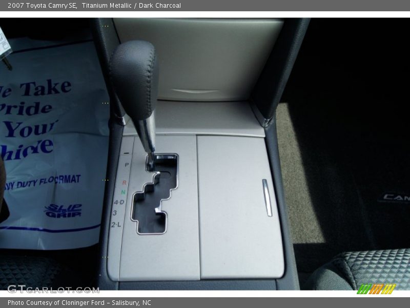 Titanium Metallic / Dark Charcoal 2007 Toyota Camry SE