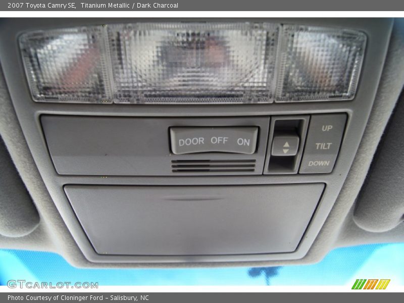 Titanium Metallic / Dark Charcoal 2007 Toyota Camry SE