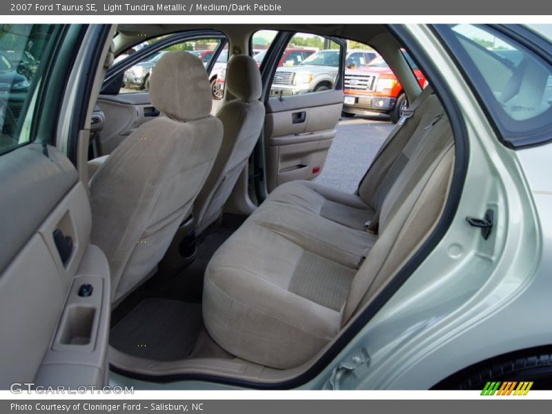 Light Tundra Metallic / Medium/Dark Pebble 2007 Ford Taurus SE