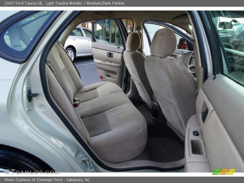 Light Tundra Metallic / Medium/Dark Pebble 2007 Ford Taurus SE