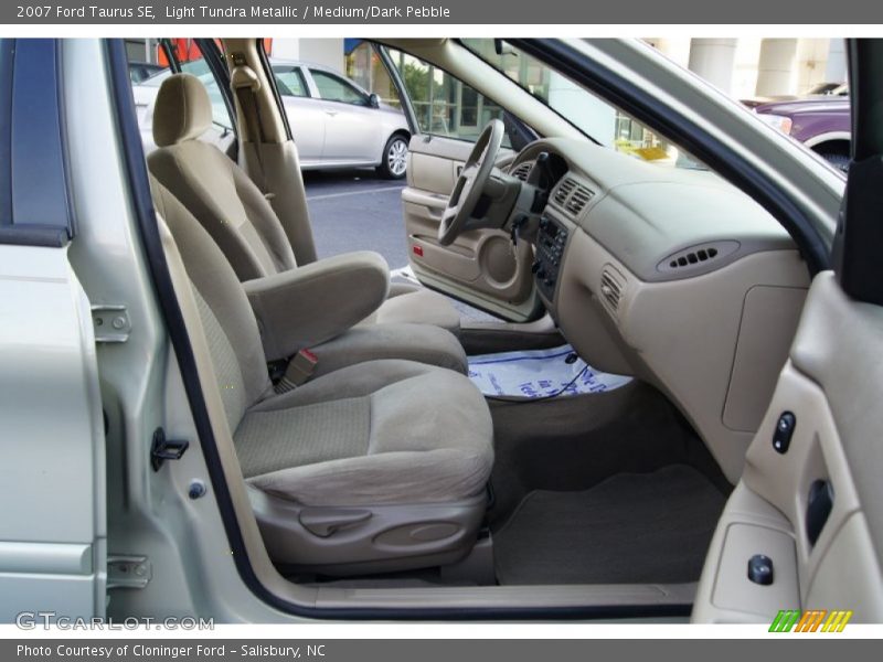 Light Tundra Metallic / Medium/Dark Pebble 2007 Ford Taurus SE