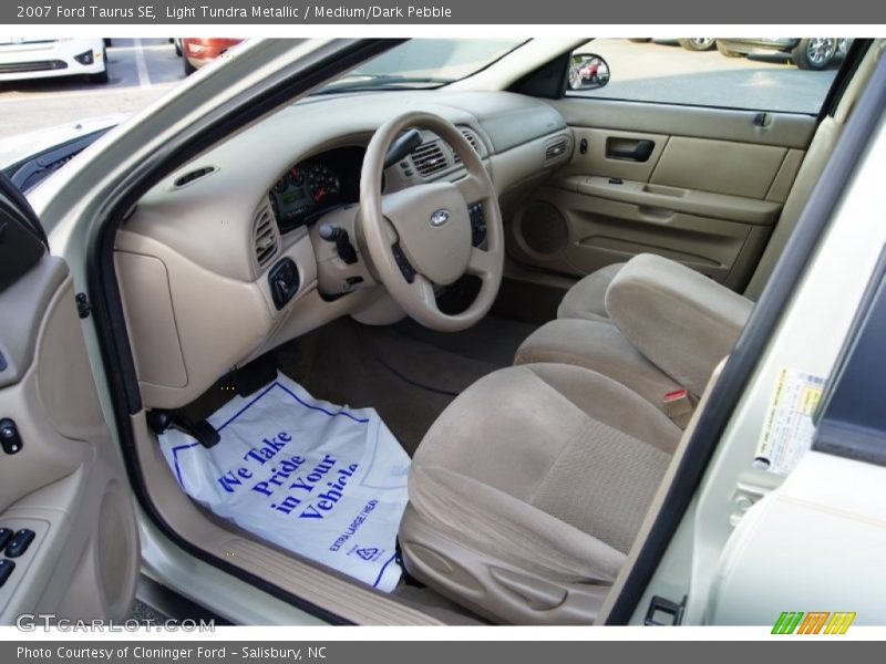 Light Tundra Metallic / Medium/Dark Pebble 2007 Ford Taurus SE