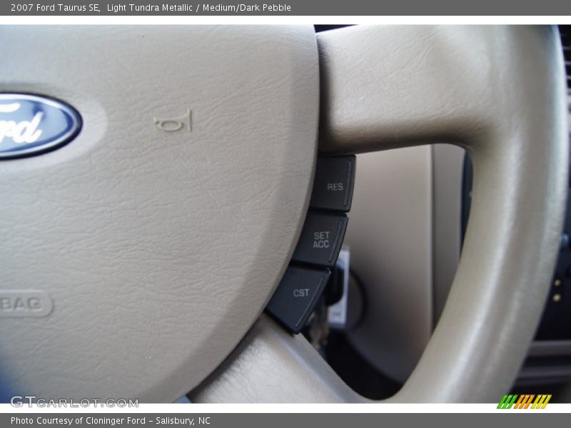Light Tundra Metallic / Medium/Dark Pebble 2007 Ford Taurus SE