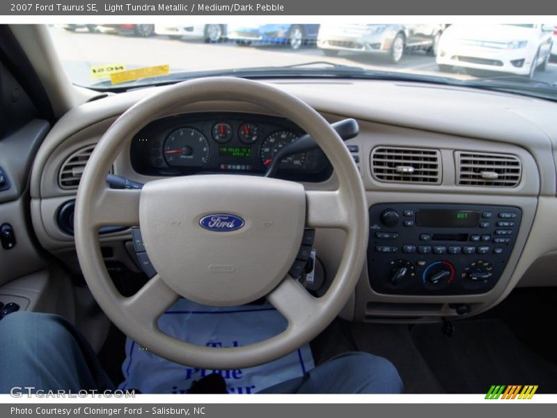 Light Tundra Metallic / Medium/Dark Pebble 2007 Ford Taurus SE