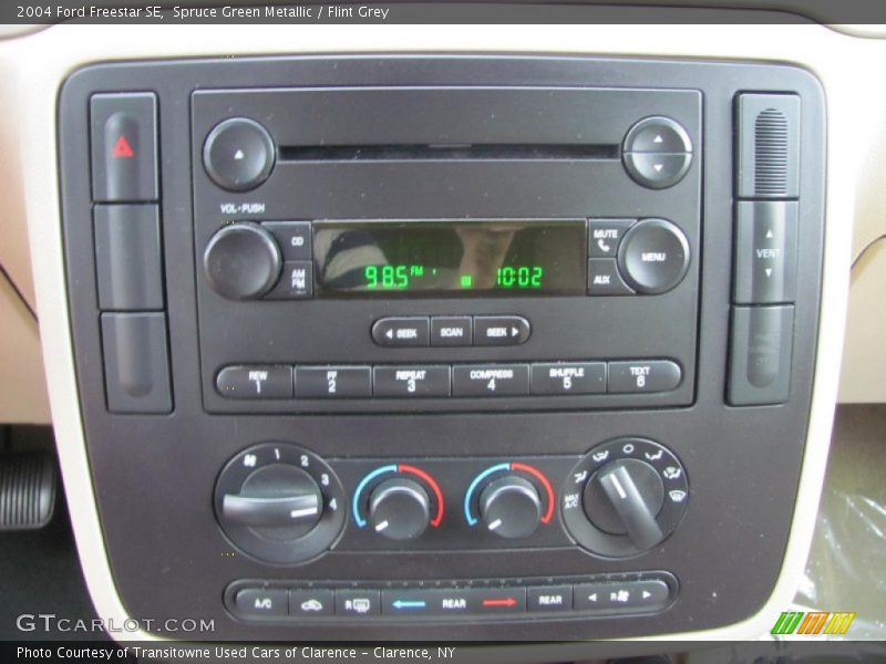 Spruce Green Metallic / Flint Grey 2004 Ford Freestar SE