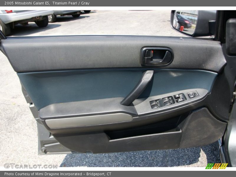 Titanium Pearl / Gray 2005 Mitsubishi Galant ES