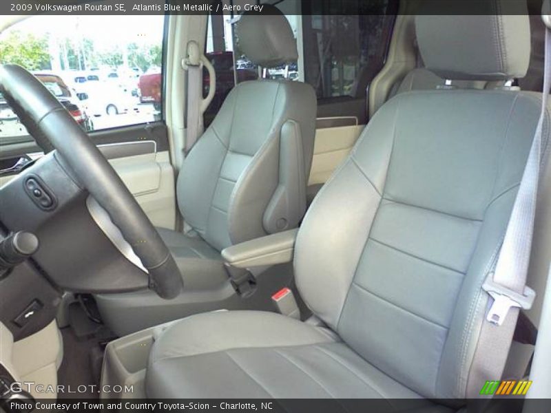 Atlantis Blue Metallic / Aero Grey 2009 Volkswagen Routan SE