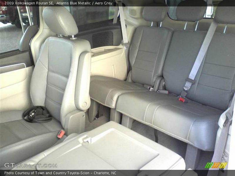 Atlantis Blue Metallic / Aero Grey 2009 Volkswagen Routan SE