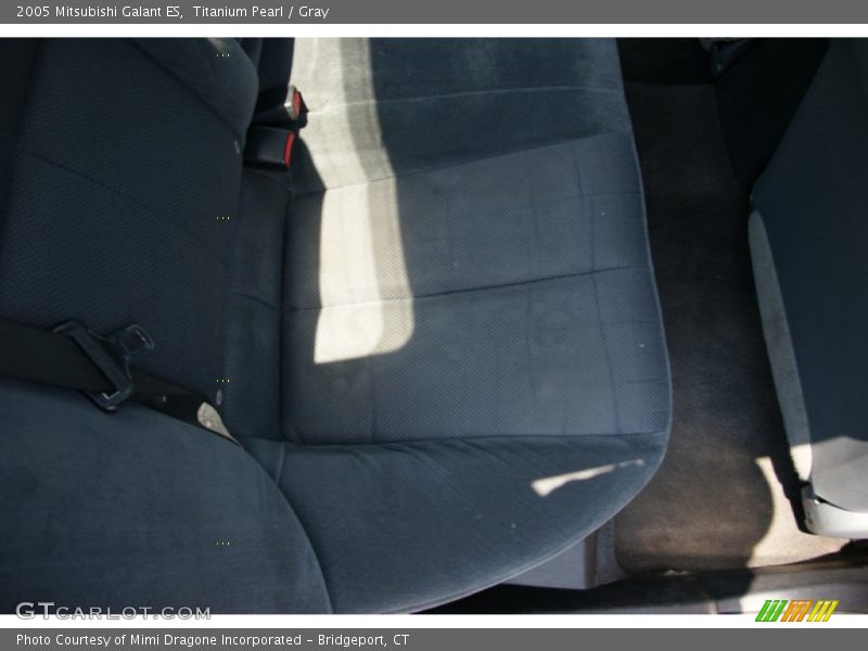 Titanium Pearl / Gray 2005 Mitsubishi Galant ES