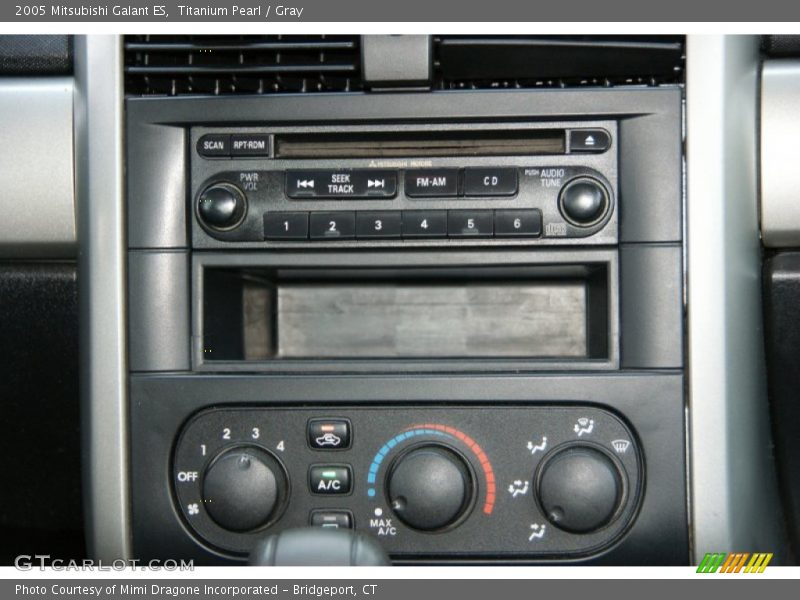 Titanium Pearl / Gray 2005 Mitsubishi Galant ES
