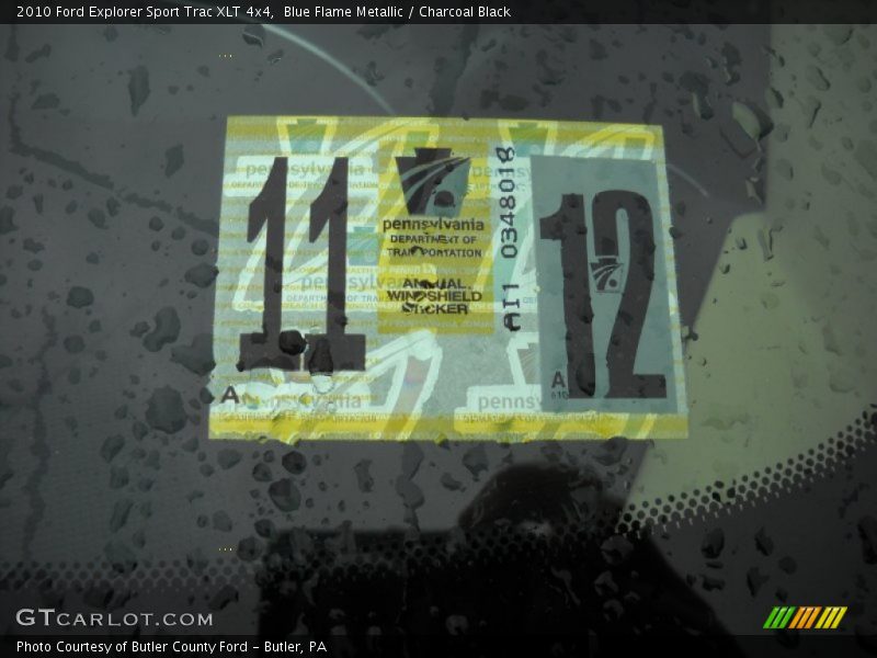 Blue Flame Metallic / Charcoal Black 2010 Ford Explorer Sport Trac XLT 4x4