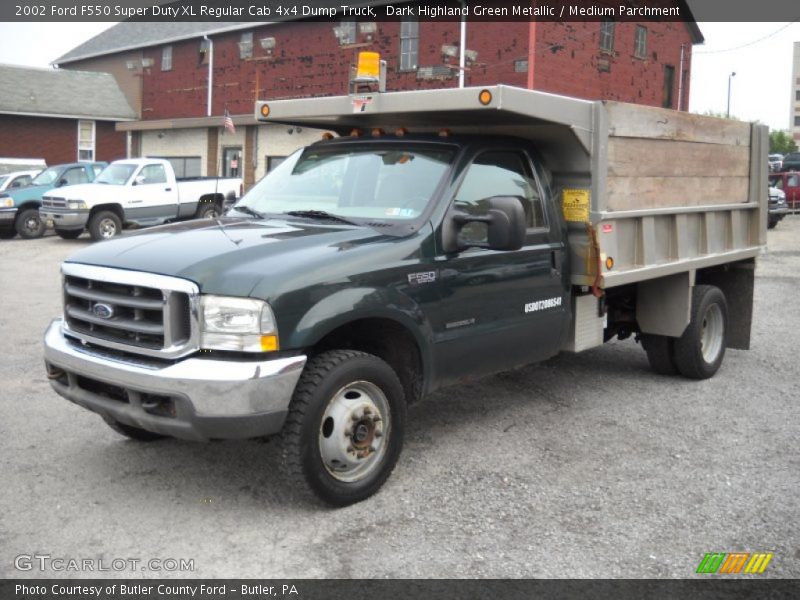 Dark Highland Green Metallic / Medium Parchment 2002 Ford F550 Super Duty XL Regular Cab 4x4 Dump Truck