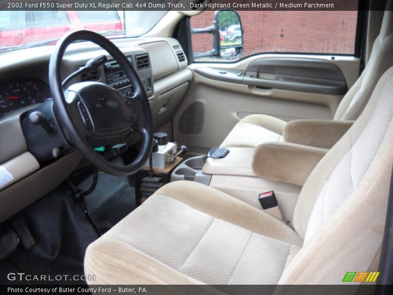 Dark Highland Green Metallic / Medium Parchment 2002 Ford F550 Super Duty XL Regular Cab 4x4 Dump Truck