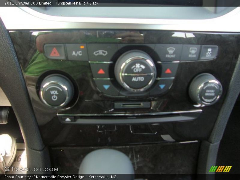 Tungsten Metallic / Black 2011 Chrysler 300 Limited