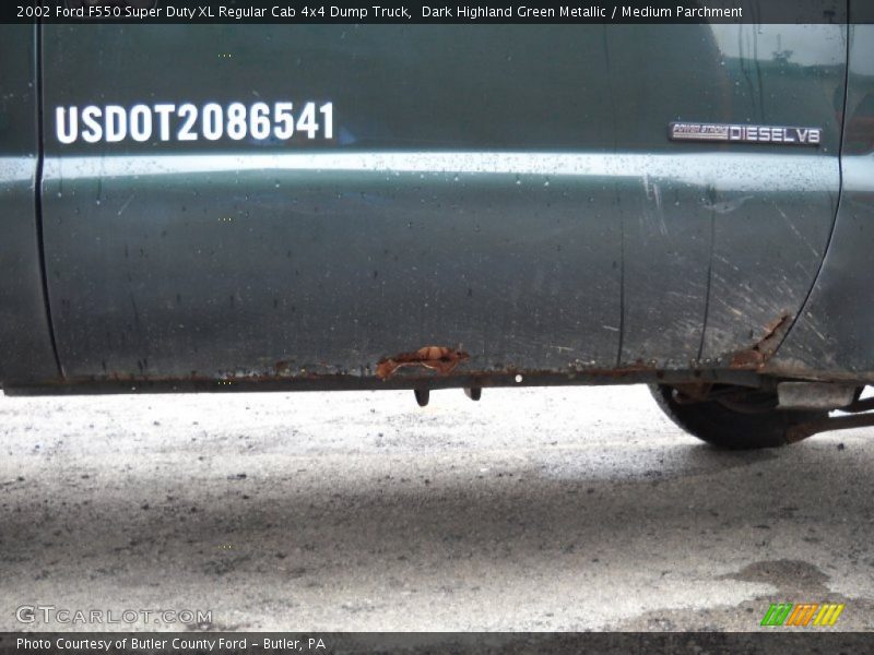 Dark Highland Green Metallic / Medium Parchment 2002 Ford F550 Super Duty XL Regular Cab 4x4 Dump Truck