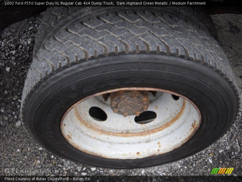 Dark Highland Green Metallic / Medium Parchment 2002 Ford F550 Super Duty XL Regular Cab 4x4 Dump Truck