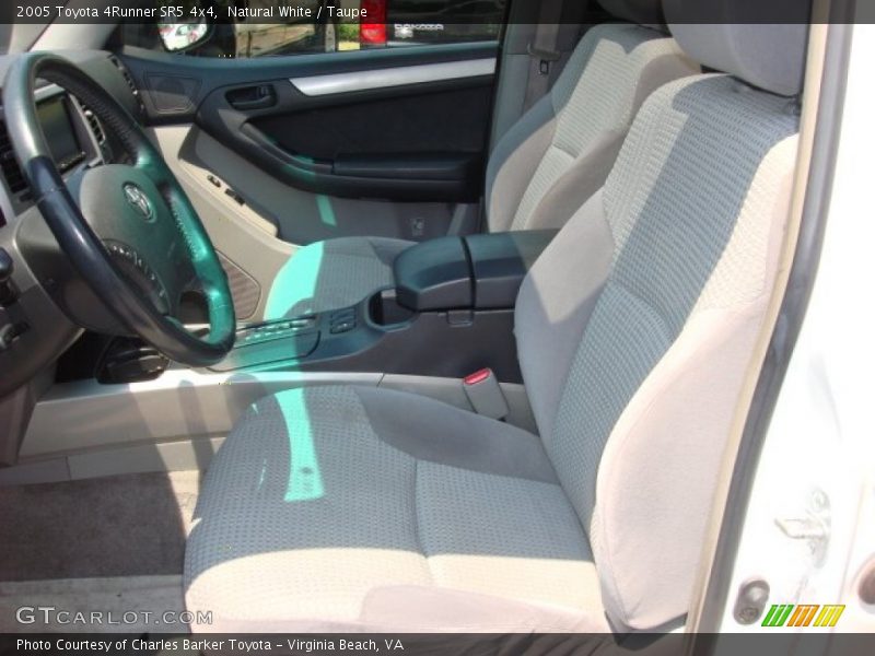 Natural White / Taupe 2005 Toyota 4Runner SR5 4x4