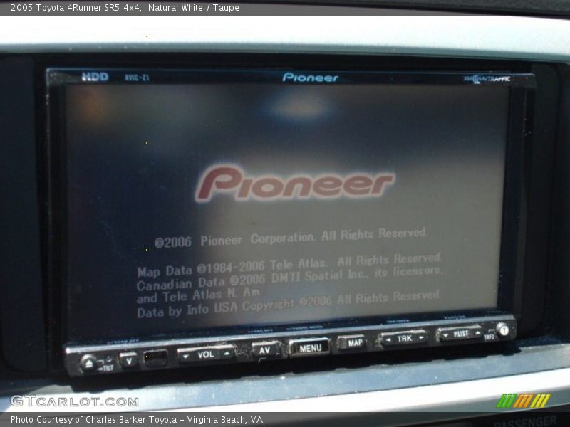 Natural White / Taupe 2005 Toyota 4Runner SR5 4x4