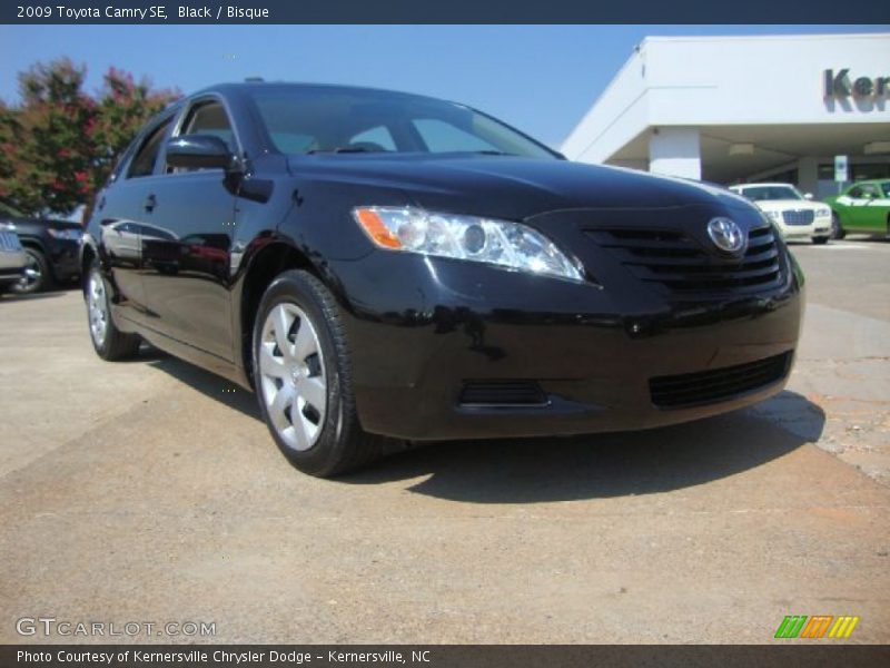 Black / Bisque 2009 Toyota Camry SE