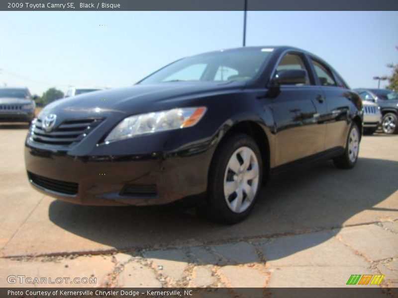 Black / Bisque 2009 Toyota Camry SE
