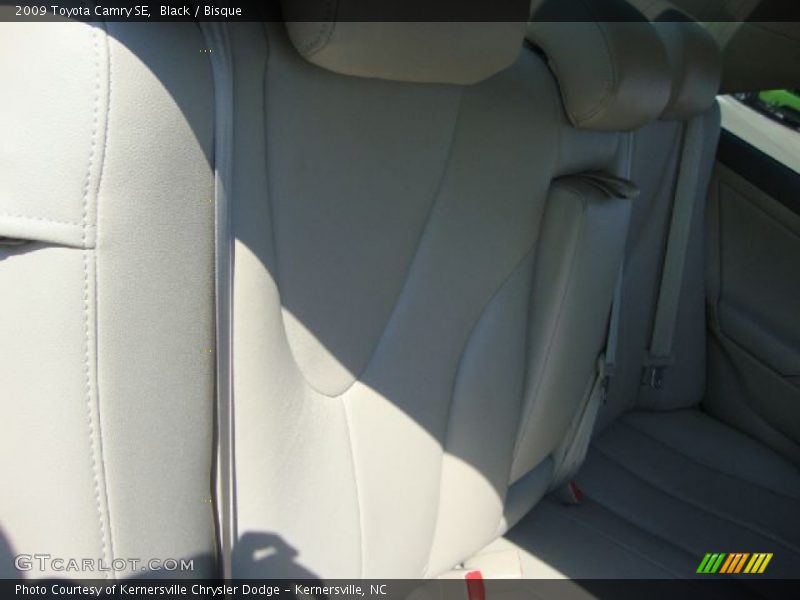 Black / Bisque 2009 Toyota Camry SE
