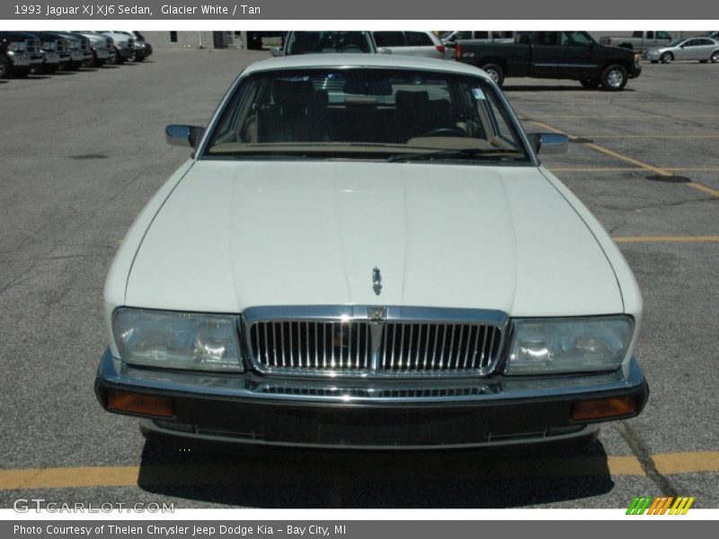 Glacier White / Tan 1993 Jaguar XJ XJ6 Sedan