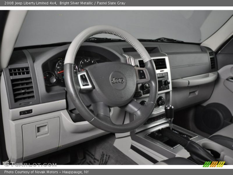 Bright Silver Metallic / Pastel Slate Gray 2008 Jeep Liberty Limited 4x4