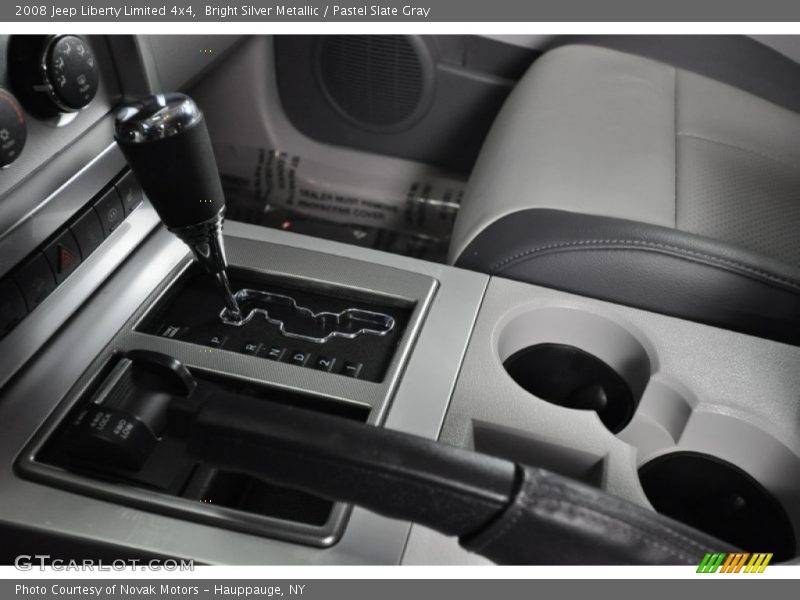 Bright Silver Metallic / Pastel Slate Gray 2008 Jeep Liberty Limited 4x4