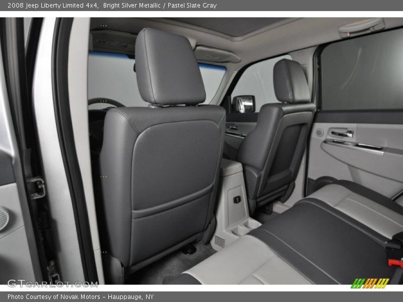 Bright Silver Metallic / Pastel Slate Gray 2008 Jeep Liberty Limited 4x4