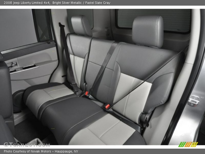 Bright Silver Metallic / Pastel Slate Gray 2008 Jeep Liberty Limited 4x4