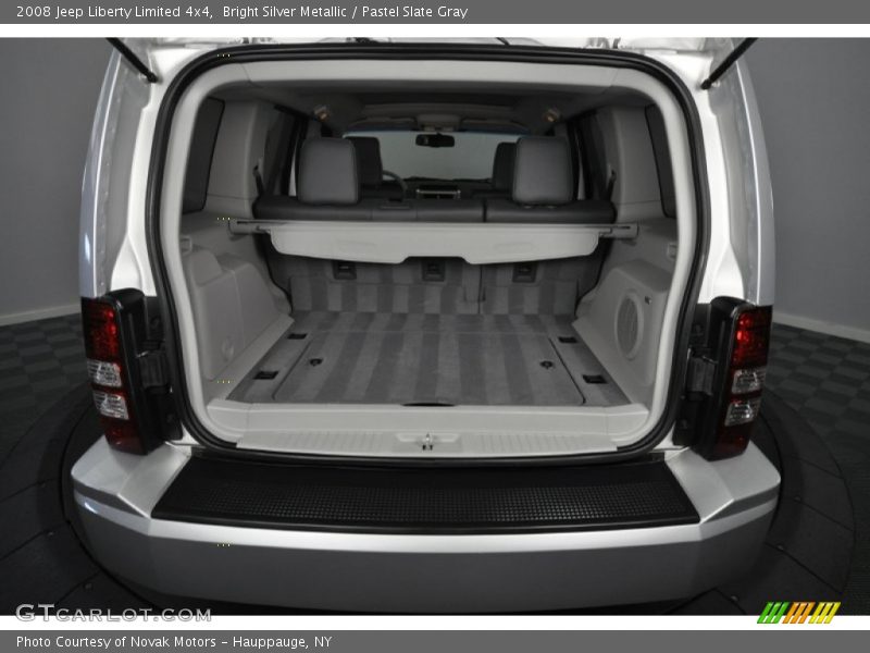 Bright Silver Metallic / Pastel Slate Gray 2008 Jeep Liberty Limited 4x4