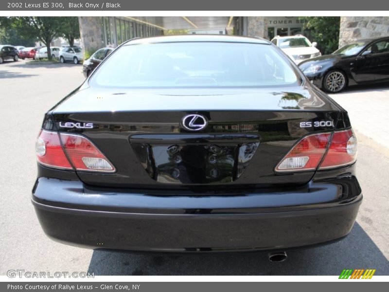 Black Onyx / Black 2002 Lexus ES 300