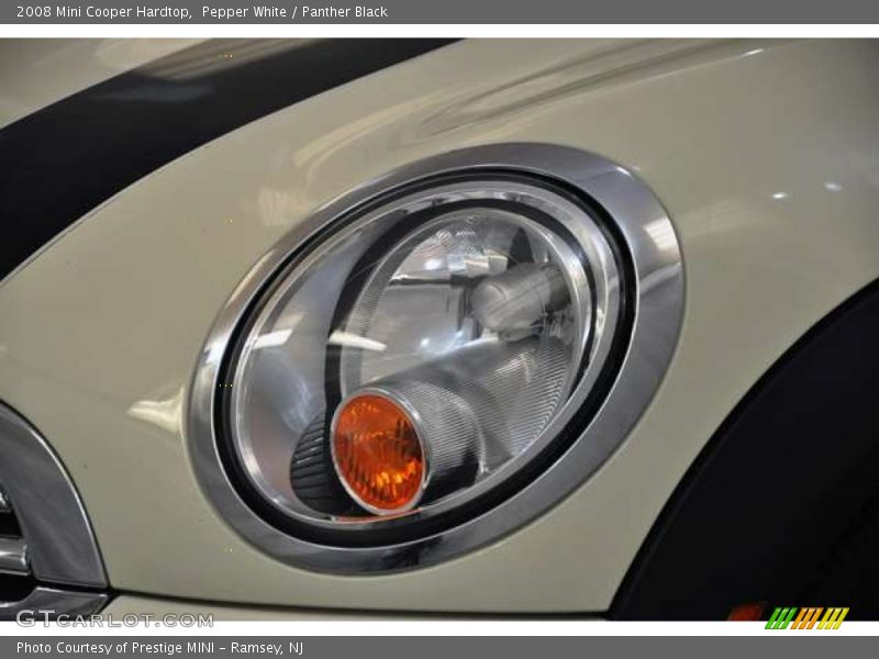 Pepper White / Panther Black 2008 Mini Cooper Hardtop