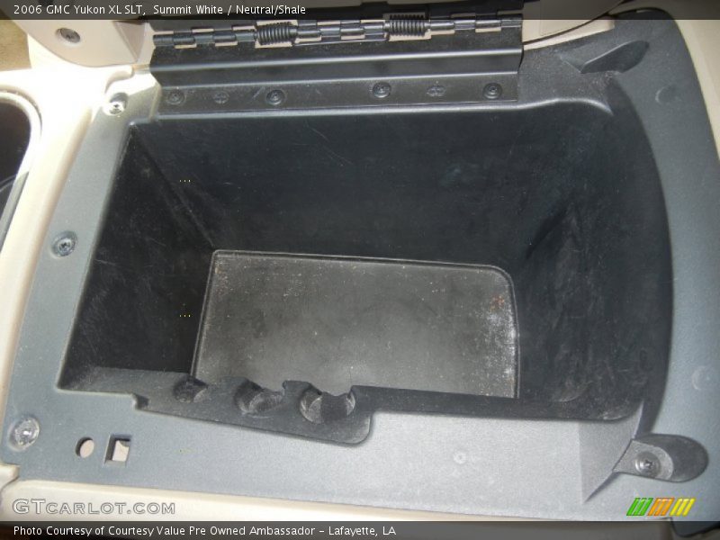 Summit White / Neutral/Shale 2006 GMC Yukon XL SLT