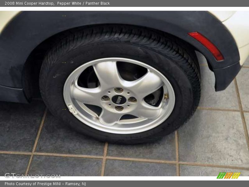 Pepper White / Panther Black 2008 Mini Cooper Hardtop