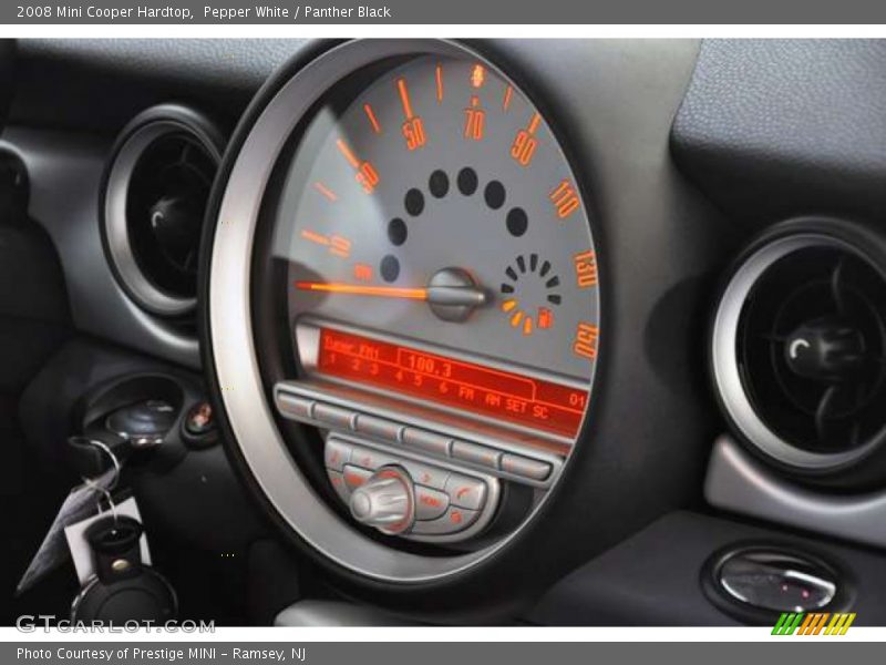 Pepper White / Panther Black 2008 Mini Cooper Hardtop